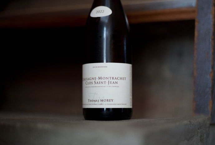 TOMAS　MOREY　CHASSAGNE-MONTRACHET＆SAINT-AUBIN　2020 トーマス・モレ　シャサーニュモンラッシェ　サントーバン　元ＤＲＣモンラッシェ醸造長　希少品　限定品　レア　激ウマ　ブルゴーニュ　BOURGOGNE 正規輸入元　正規輸入品　作品　白ワイン　
（株）富屋酒店 かぶしきがいしゃ とみやさけてん カブシキガイシャ　トミヤサケテン TOMIYA SAKETEN 　愛知県名古屋市瑞穂区上坂町1-41-2　地酒屋　豊盃　HOUHAI ほうはい　ホーハイ　三浦酒造  MIURASHUZO日高見　ひたかみ　ヒタカミ HITAKAMI  平孝酒造　HIRAKOSHUZO 天の戸 アマノト　あまのと　AMANOTO　浅舞酒造ASAMAISHUZO　飛露喜 HIROKISHUZOHONTEN　廣木酒造本店　HIROK　大那 DAINA　ダイナ　だいな　菊の里酒造　KIKUNOSATOSHUZO　旭興　KYOKUKO　きょくこう　キョクコウ　渡邉酒造　WATANABESHUZO　仙禽 SENKIN　せんきん　センキン（株）せんきん SENKIN鶴齢　カクレイ　かくれい KAKUREI　青木酒造　AOKISHUZO謙信 ケンシン　けんしん KENSHIN池田屋酒造 IKEDAYASHUZO 白岳仙 HAKUGAKUSEN　ハクガクセン　はくがくせん　安本酒造 YASUMOTOSHUZO 群馬泉 グンマイズミ　ぐんまいずみ 島岡酒造 SHIMAOKASHUZO  喜久醉 きくよい キクヨイKIKUYOI 青島酒造 AOSHIMASHUZO 長珍 ちょうちん　チョウチン長珍酒造CHOCHINSHUZO　みねたからみりん　峯寳 味醂　一子相伝 ミネタカラ　いっしそうでん　イッシソウデン　小笠原味醂 OGASAWARA MIRIN

瀧自慢　たきじまん　タキジマン　瀧自慢酒造　TAKIZIMANSHUZO　田光　TABIKA 早川酒造  HAYAKAWASHUZO　作　ZAKU ざく ザク 清水清三郎商店 SHIMIZUSEIZABUROSHOTEN  篠峯　櫛羅　しのみね　シノミネ　くじら　クジラ　千代酒造　CHIYOSHUZO　雑賀　さいか　サイカ　九重雑賀  KOKONOESAIKA　紀土　鶴梅　無量山　きっど　キッド　KID 　ツルウメ　つるうめ　TURUUME　ムリョウザン　むりょうざん　MURYOZAN　平和酒造　HEIWASHUZO　蒼空　そうくう　ソウクウ　SÔKÛ　藤岡酒造　HUJIOKASHUZO 　宝剣　HOUKEN  宝剣酒造　ほうけんしゅぞう　ホウケンシュゾウ　HOKENSHUZO　清酒竹鶴　小笹屋竹鶴　せいしゅたけつる　セイシュタケツル　おささやたけつる　オササヤタケツル　竹鶴酒造　TAKETURUSHUZO
石鎚　いしづち　イシヅチ　石鎚酒造　ISHIDUCHISHUZO　土佐しらぎく　とさしらぎく　トサシラギク　仙頭酒造場　せんとうしゅぞうじょう　SENDOSHUZOZYO
　
 ブルゴーニュワイン　BOURGOGNE  ボルドーワイン　BORDEAUXカリフォルニアワイン CALIFORNIA  シャンパーニュ  SHAMPAGNEアルザスワイン ALSACE ドイツワイン WEIN GERMAN WINE 専門店　ライカM11　ズミルックス50　レンズ　代表　上田豊二　　きき酒師　焼酎アドバイザー　シャンパーニュシュヴァリエ　堀田駅より徒歩10分　熱田神宮駅より徒歩10分
市バス　牛巻より徒歩３分　地下鉄堀田駅より徒歩１５分　名古屋高速堀田出口より車で２分　牛巻交差点より徒歩５分　レトロ街並み　瓦屋根　裏道　大通りより二本入る　CLASSIC CARクラッシックカー CLASSIC BIKE　クラッシックバイク INTERIA　インテリア　　FASHION　ファッション　MUSIC　音楽　LOVE　SAKE SHOP　酒屋
センス　クリエイト　おたく　　MANIAマニア MOVIE　映画　CINEMA シネマ　2024年春オープン予定 いいねタウン瑞穂 iiNE マルシェ内　グランクレア瑞穂 いいねタウン瑞穂  愛知県名古屋市瑞穂区宝田町四丁目2番、3番2　春敲町三丁目23番1（地番） 魚太郎　UOTARO MIZUHO うおたろう　ウオタロウ　なごやみずほてん　ナゴヤミズホテン　 名古屋瑞穂店  車で1分　徒歩5分　丸明 瑞穂店  MARUAKI MIZUHO　マルアキ ミズホテン　まるあき みずほてん　 徒歩10分　車3分　焼肉 美奈登  ヤキニクミナト　やきにくみなと YAKINIKU MINATO 車で2分　徒歩10分  どての品川　DOTENO SHINAGAWA　ドテノシナガワ　どてのしながわ　車で30秒　徒歩1分昇福亭　SHOHUKUTEI しょうふくてい　ショウフクテイ 街中華　マニア　大盛り　個性派  車で5分　徒歩15分  名店 近くにたくさんあり　堀田バンザイ　牛巻バンザイ　名古屋のへそ
DOMAINE THOMAS MOREY（ドメーヌ トマ・モレ）CHASSAGNE-MONTRACHET（シャサーニュ・モンラッシェ）2022（2022 ヴィンテージ）DOMAINE THOMAS MOREY（ドメーヌ トマ・モレ）CHASSAGNE-MONTRACHET（シャサーニュ・モンラッシェ）1ER CRU（プルミエ・クリュ）LES CHENEVOTTES（レ・シェノヴォット）2022（2022 ヴィンテージ）DOMAINE THOMAS MOREY（ドメーヌ トマ・モレ）CHASSAGNE-MONTRACHET（シャサーニュ・モンラッシェ）1ER CRU（プルミエ・クリュ）LES BAUDINES（レ・ボーディーヌ）2022（2022 ヴィンテージ）DOMAINE THOMAS MOREY（ドメーヌ トマ・モレ）CHASSAGNE-MONTRACHET（シャサーニュ・モンラッシェ）1ER CRU（プルミエ・クリュ）LES EMBRAZÉES（レ・ザンブラゼ）2022（2022 ヴィンテージ）DOMAINE THOMAS MOREY（ドメーヌ トマ・モレ）CHASSAGNE-MONTRACHET（シャサーニュ・モンラッシェ）1ER CRU（プルミエ・クリュ）CLOS SAINT-JEAN（クロ・サン・ジャン）2022（2022 ヴィンテージ）

